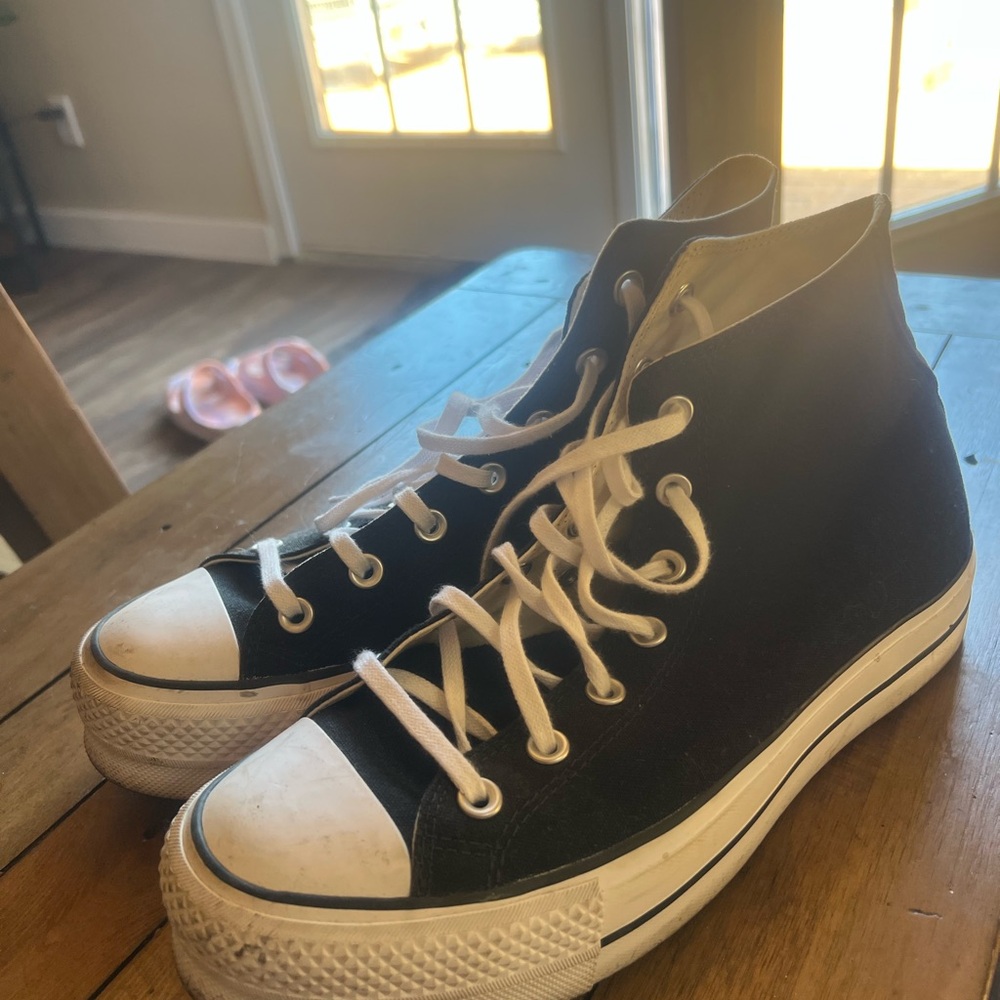 Black High-top platform converse
